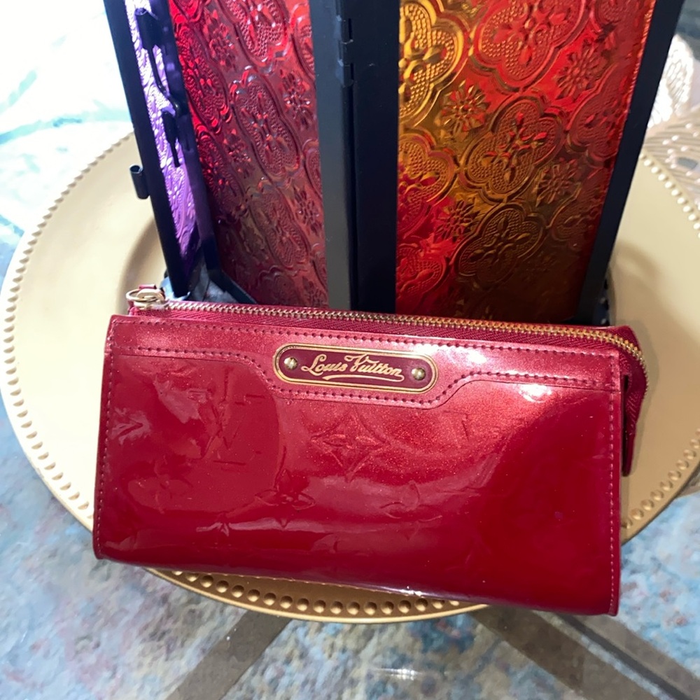 Authentic Louis Vuitton Cherry Red Pochette 🍒